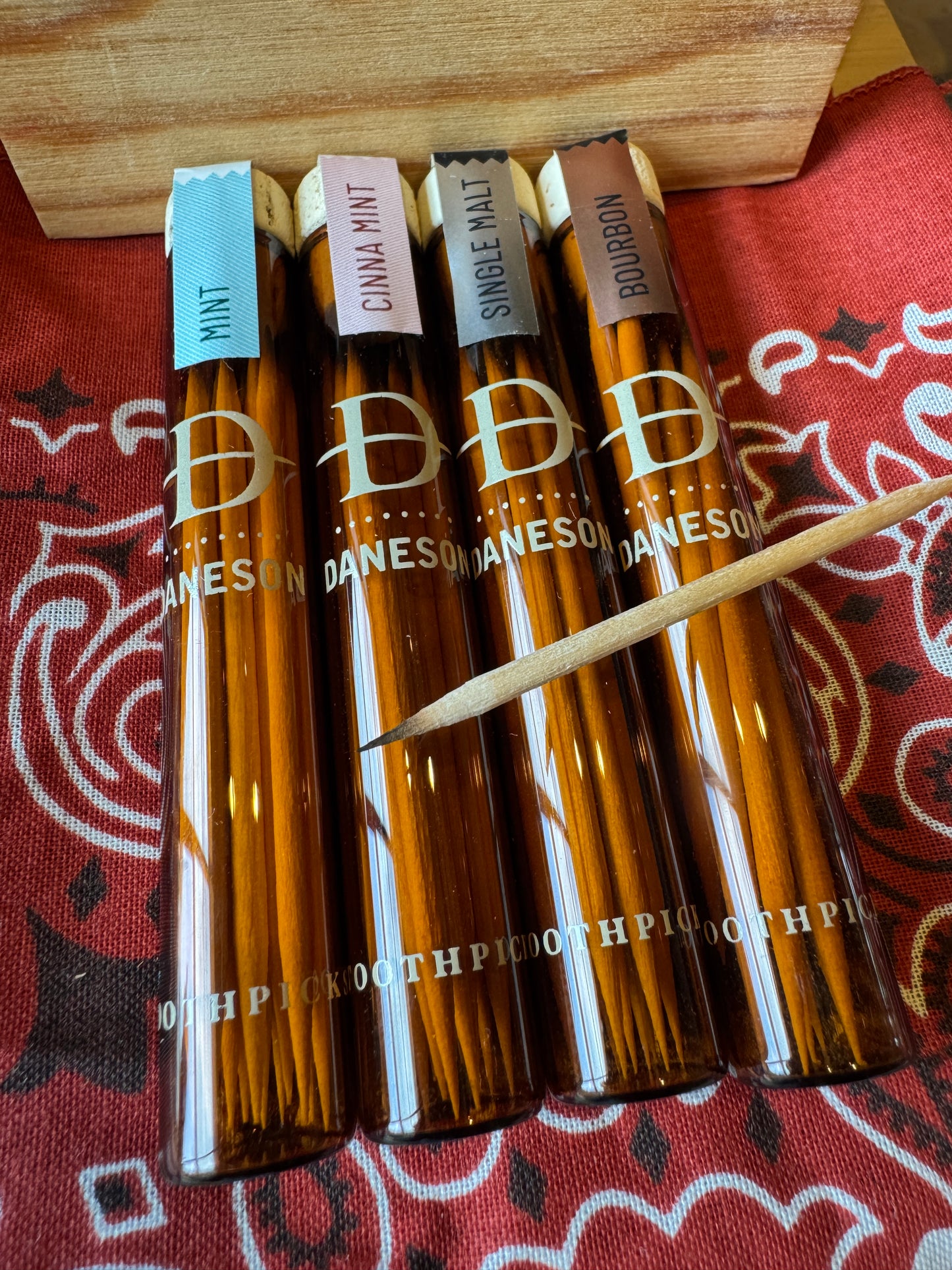 Daneson Luxury Toothpicks